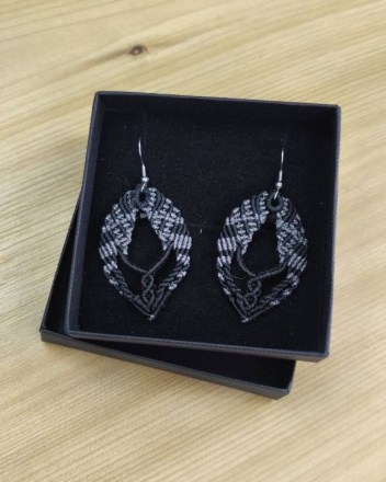 1  α  σκουλαρικια μακραμε μαυρα (1)